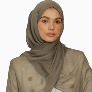 Hot Products Soft Thin Edge Modal Hijab Monochrome Rayon Breathable Hijab Lightweight All Seasons Muslim Women Turban